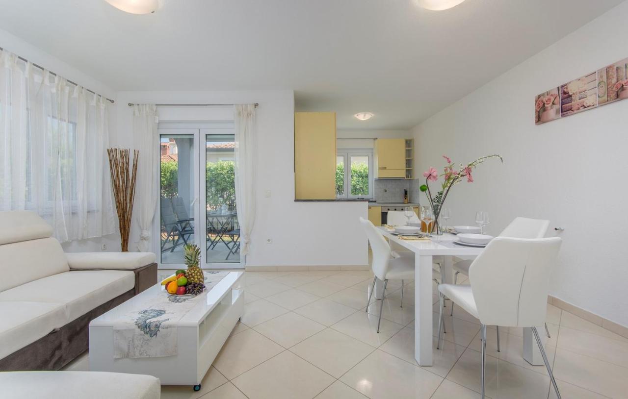 Silver Holiday House Vrvari Экстерьер фото